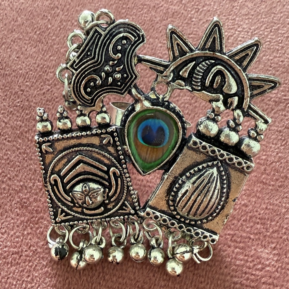 Silver oxidized ring